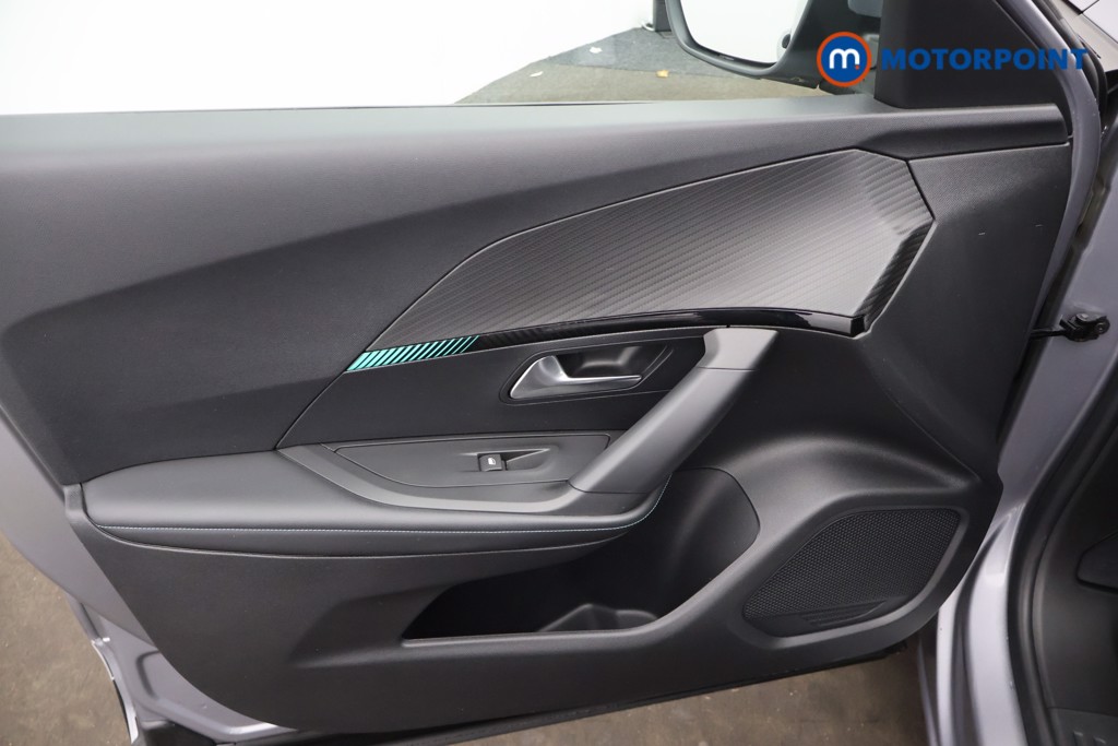 Peugeot 2008 Allure Manual Petrol SUV - Stock Number (1653998) - 30th supplementary image