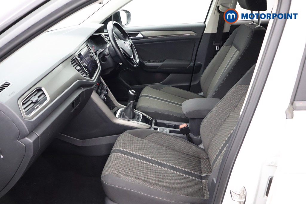 Volkswagen T-Roc Design Manual Petrol SUV - Stock Number (1657621) - 31st supplementary image