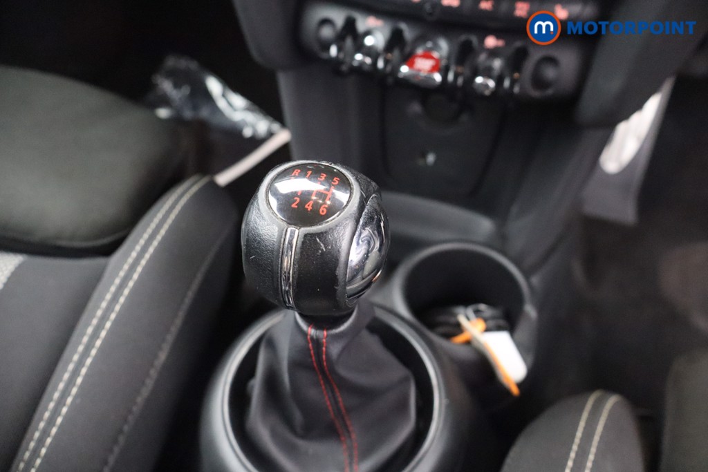 Mini Hatchback Cooper Sport Manual Petrol Hatchback - Stock Number (1657773) - 4th supplementary image