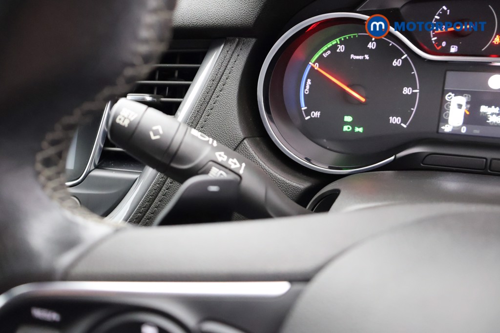 Vauxhall Grandland X Ultimate Nav Automatic Petrol Plug-In Hybrid SUV - Stock Number (1660069) - 8th supplementary image