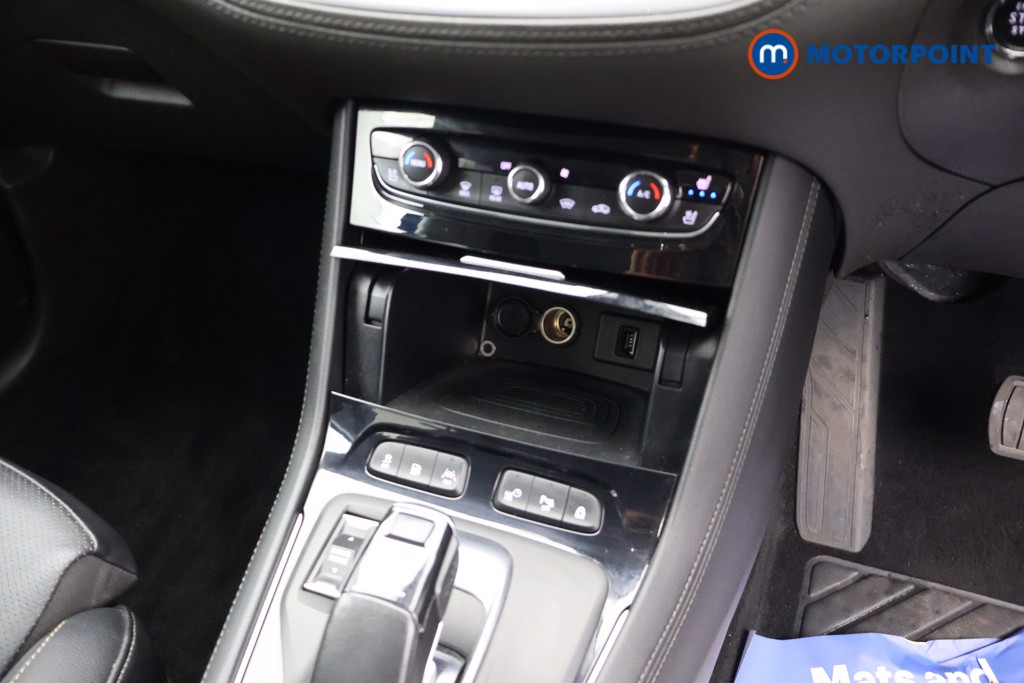 Vauxhall Grandland X Ultimate Nav Automatic Petrol Plug-In Hybrid SUV - Stock Number (1660069) - 12th supplementary image