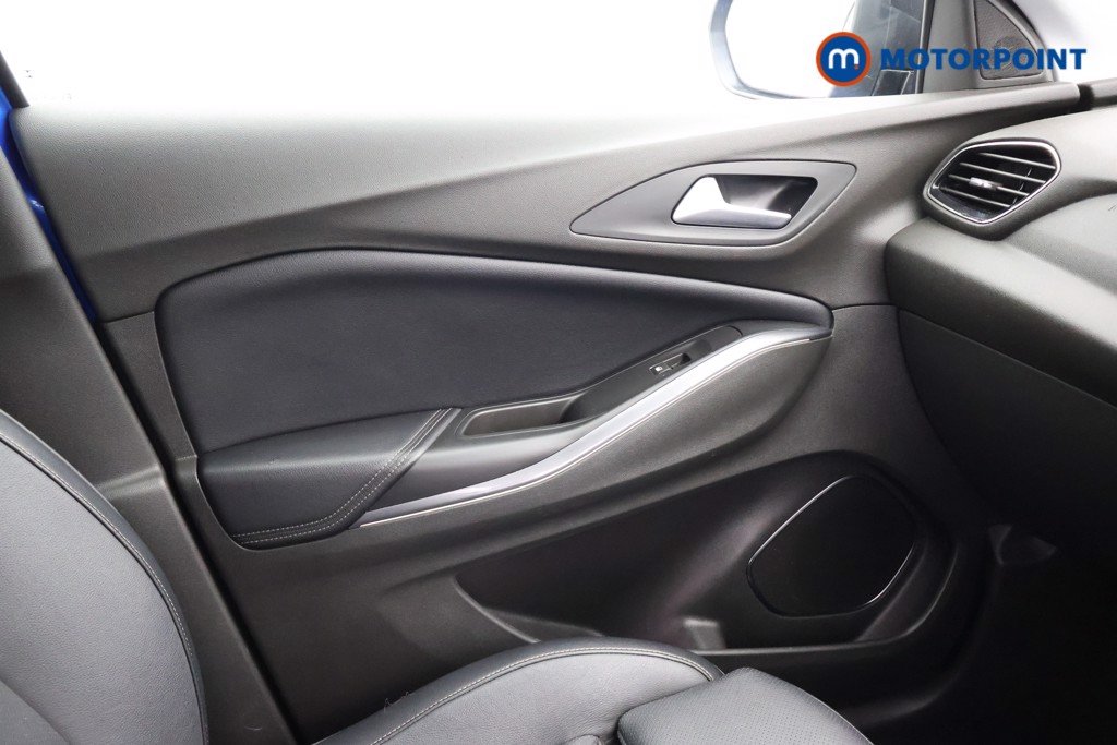 Vauxhall Grandland X Ultimate Nav Automatic Petrol Plug-In Hybrid SUV - Stock Number (1660069) - 16th supplementary image