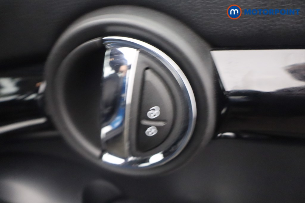 Mini Hatchback One Classic Automatic Petrol Hatchback - Stock Number (1661413) - 9th supplementary image