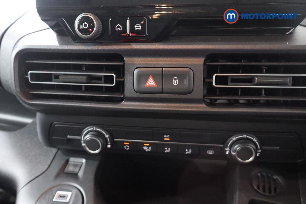 Citroen Berlingo Plus Automatic Electric People Carrier - Stock Number (1661431) - 3rd supplementary image