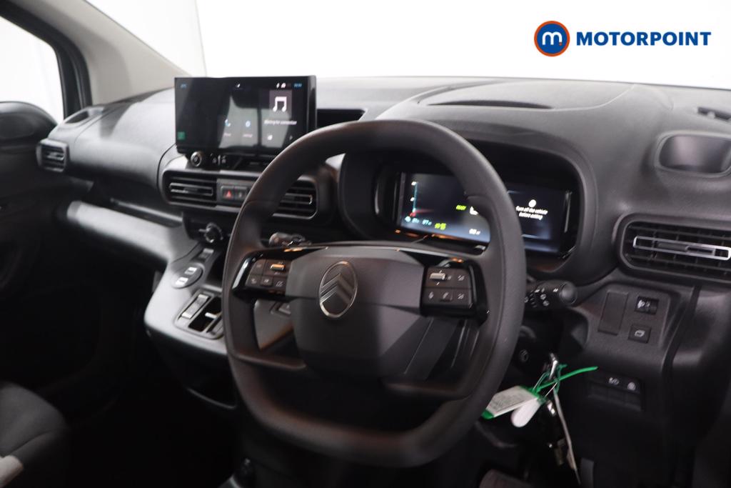 Citroen Berlingo Plus Automatic Electric People Carrier - Stock Number (1661431) - 1st supplementary image