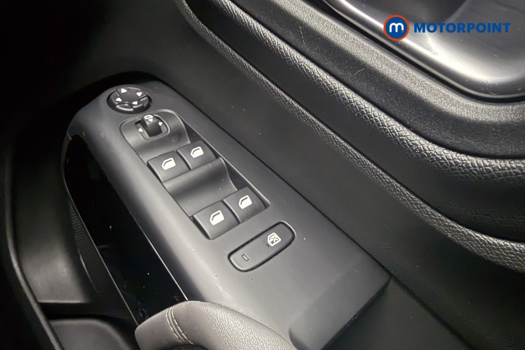 Citroen C5 Aircross Flair Manual Petrol SUV - Stock Number (1664526) - 16th supplementary image