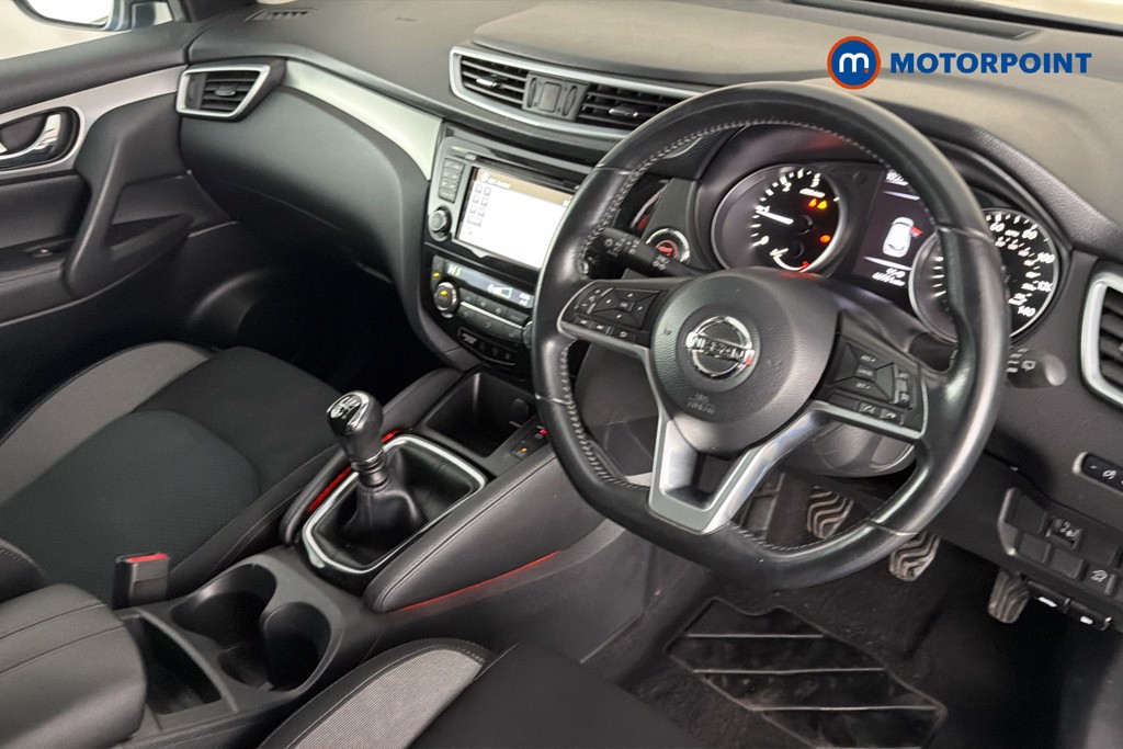 Nissan Qashqai N-Connecta Manual Diesel SUV - Stock Number (1664674) - 2nd supplementary image