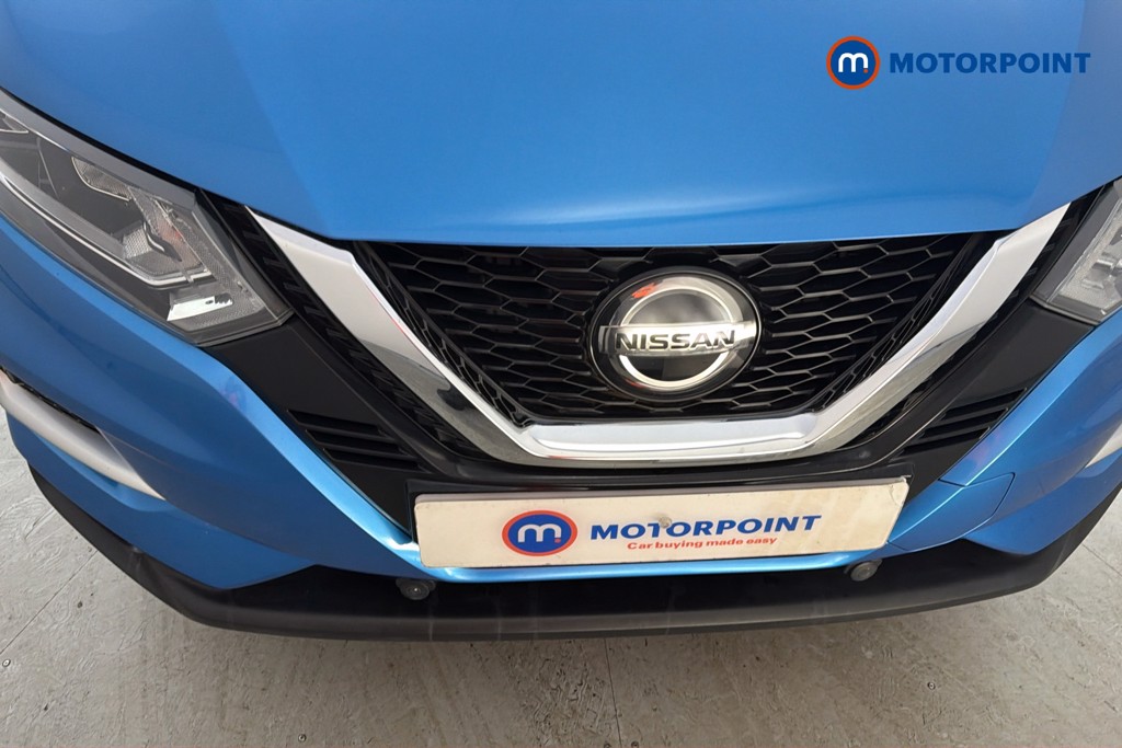 Nissan Qashqai N-Connecta Manual Diesel SUV - Stock Number (1664674) - 45th supplementary image