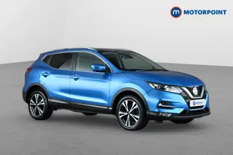 Nissan Qashqai N-Connecta Manual Diesel SUV - Stock Number (1664674) - Drivers side front corner