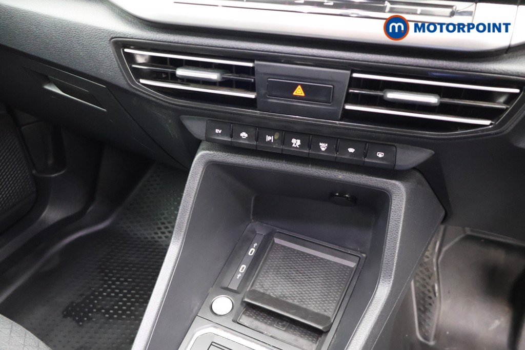 Ford Transit Connect Limited Automatic Petrol Plug-In Hybrid Panel Van - Stock Number (1665918) - 12th supplementary image