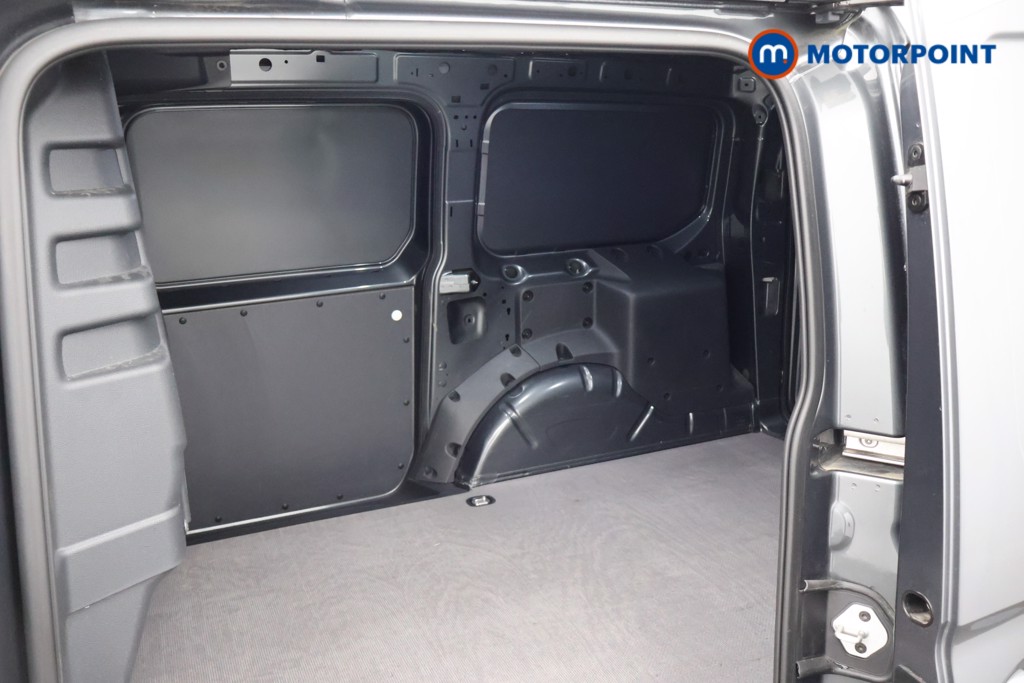 Ford Transit Connect Limited Automatic Petrol Plug-In Hybrid Panel Van - Stock Number (1665918) - 27th supplementary image