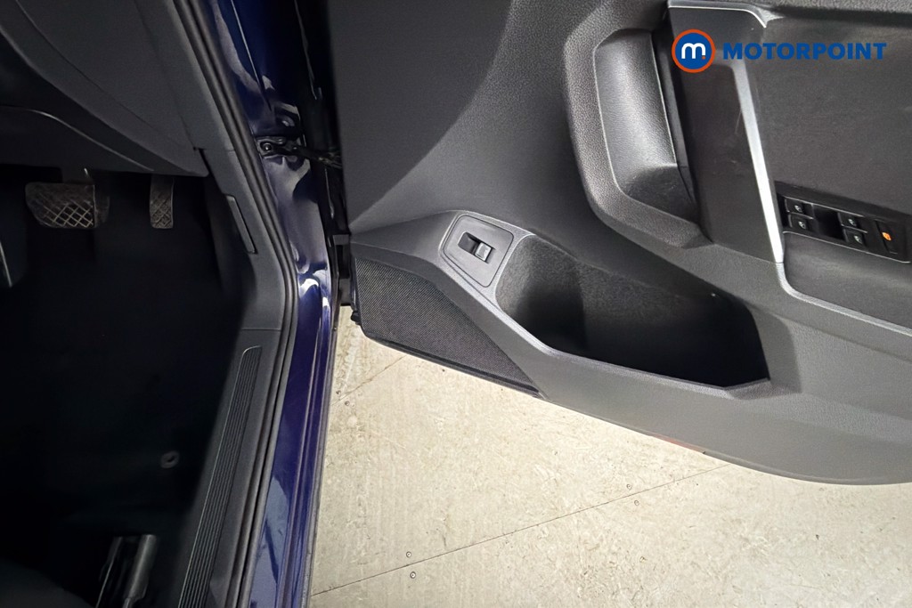 Volkswagen Tiguan Allspace Life Automatic Petrol SUV - Stock Number (1666346) - 21st supplementary image
