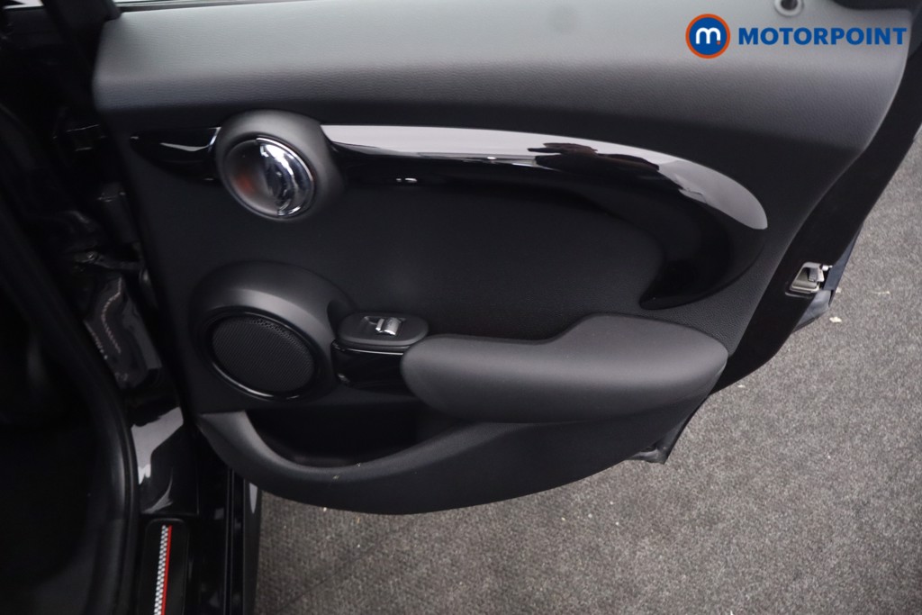 Mini Hatchback Cooper S Sport Manual Petrol Hatchback - Stock Number (1667155) - 27th supplementary image