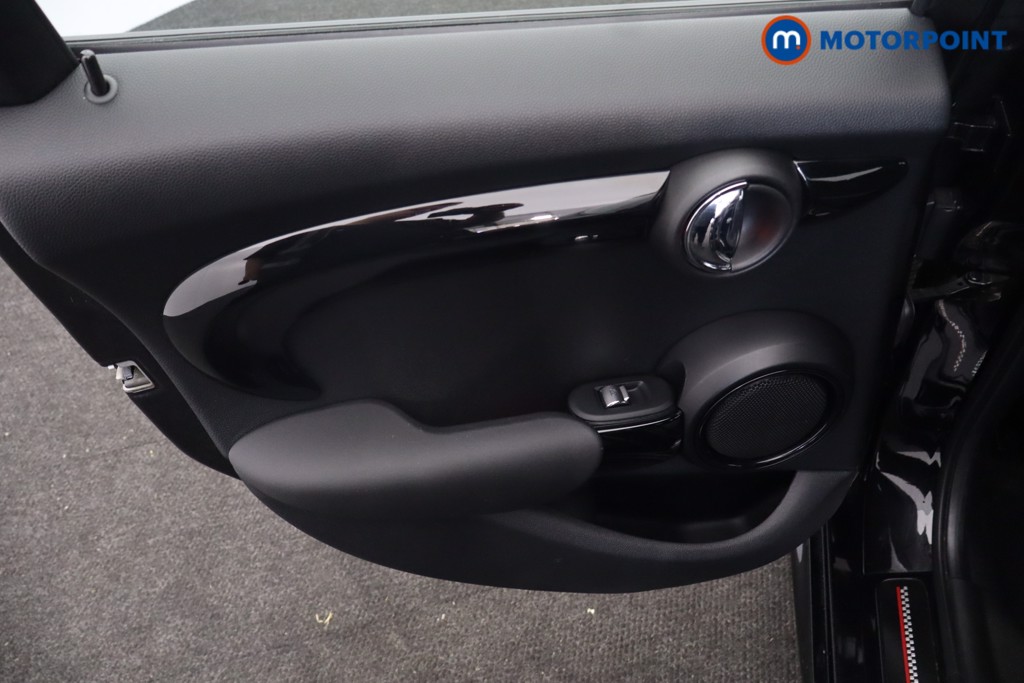 Mini Hatchback Cooper S Sport Manual Petrol Hatchback - Stock Number (1667155) - 28th supplementary image