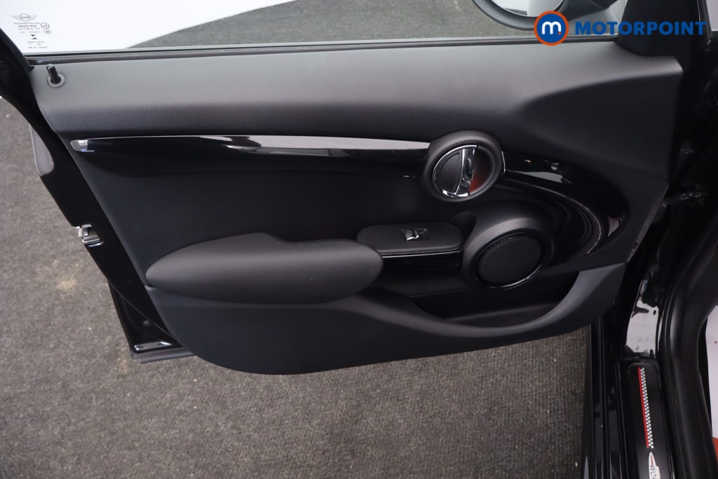 Mini Hatchback Cooper S Sport Manual Petrol Hatchback - Stock Number (1667155) - 31st supplementary image
