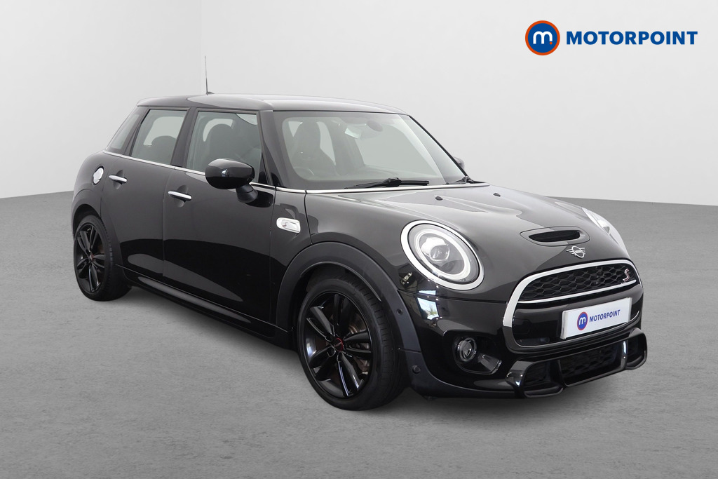 Mini Hatchback Cooper S Sport Manual Petrol Hatchback - Stock Number (1667155) - Drivers side front corner
