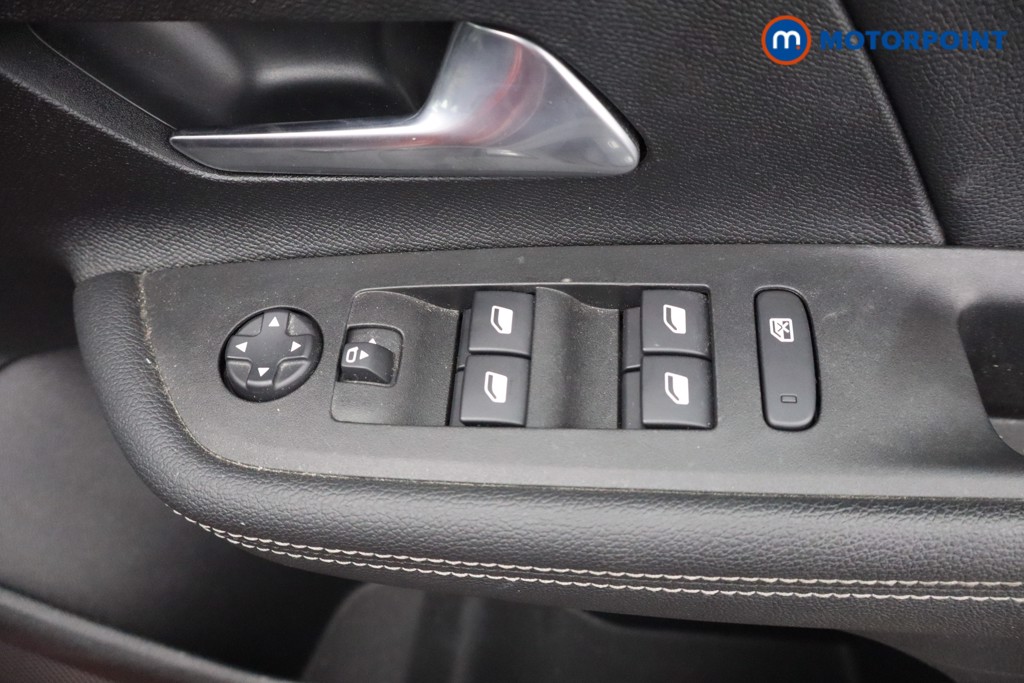 Vauxhall Mokka Ultimate Manual Petrol SUV - Stock Number (1667413) - 9th supplementary image