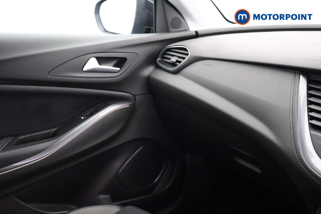 Vauxhall Grandland X Sport Nav Manual Diesel SUV - Stock Number (1667778) - 15th supplementary image