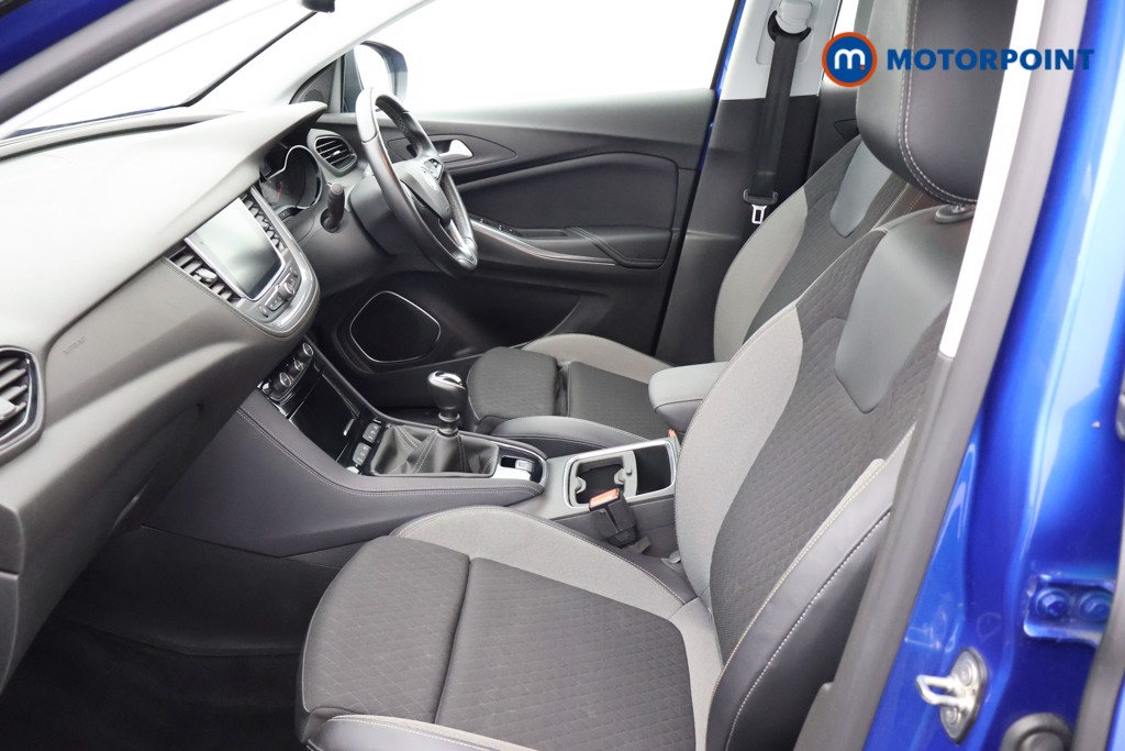 Vauxhall Grandland X Sport Nav Manual Diesel SUV - Stock Number (1667778) - 32nd supplementary image