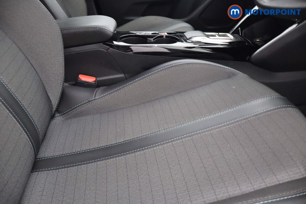 Peugeot 2008 Allure Premium-Plus Automatic Petrol SUV - Stock Number (1667951) - 11th supplementary image