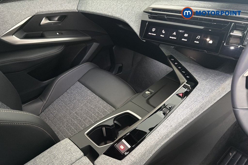 Peugeot 5008 Allure Premium Automatic Petrol SUV - Stock Number (1669334) - 15th supplementary image