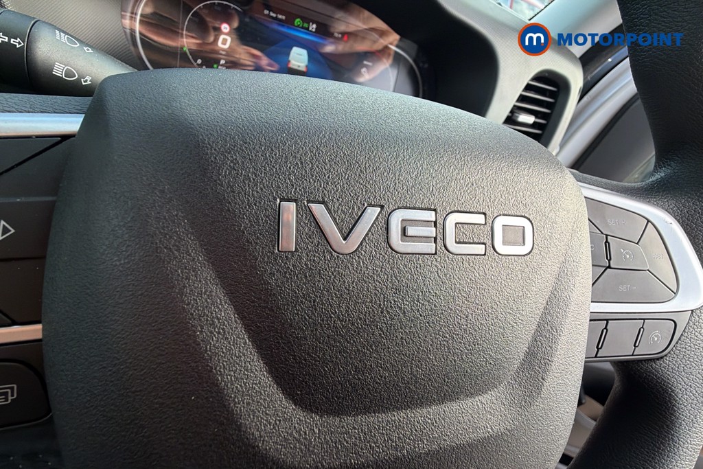 Iveco Daily Business Automatic Diesel High Volume-High Roof Van - Stock Number (1669510) - 5th supplementary image