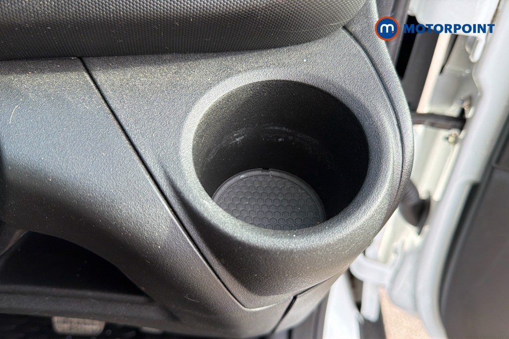Iveco Daily Business Automatic Diesel High Volume-High Roof Van - Stock Number (1669510) - 16th supplementary image