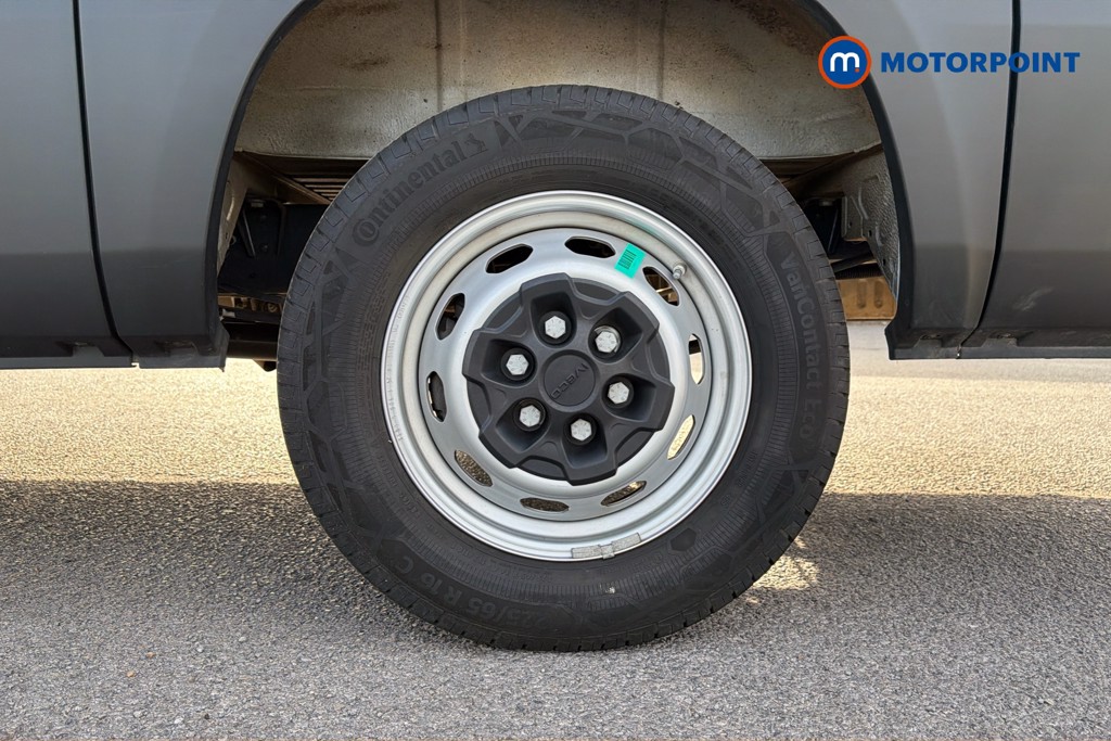 Iveco Daily Business Automatic Diesel High Volume-High Roof Van - Stock Number (1669510) - 48th supplementary image