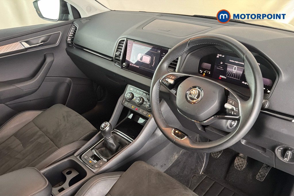Skoda Karoq Se L Manual Petrol SUV - Stock Number (1669593) - 2nd supplementary image