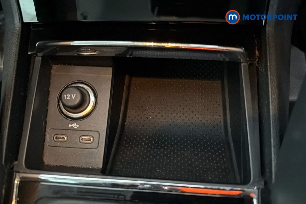 Skoda Karoq Se L Manual Petrol SUV - Stock Number (1669593) - 17th supplementary image