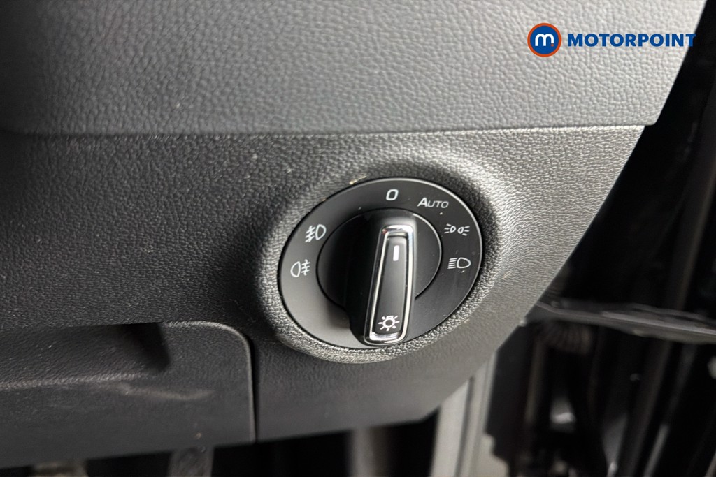 Skoda Karoq Se L Manual Petrol SUV - Stock Number (1669593) - 18th supplementary image