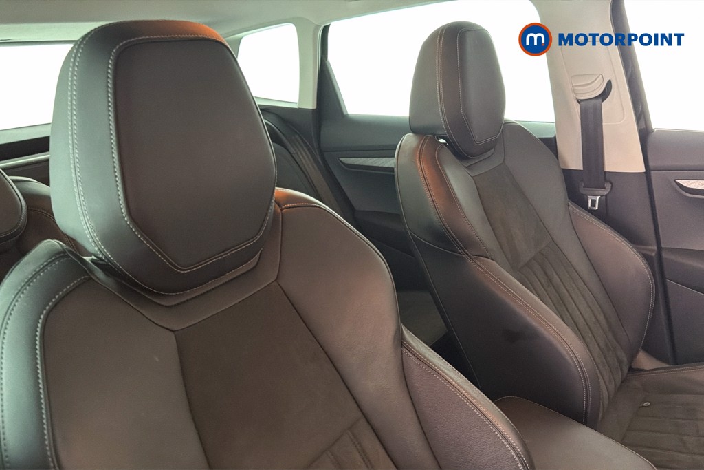 Skoda Karoq Se L Manual Petrol SUV - Stock Number (1669593) - 23rd supplementary image