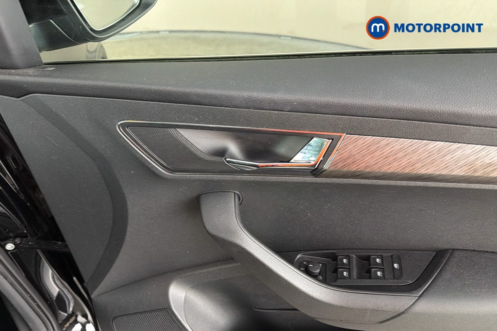Skoda Karoq Se L Manual Petrol SUV - Stock Number (1669593) - 42nd supplementary image