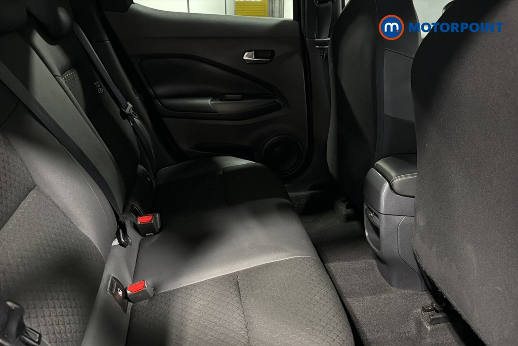 Nissan Juke N-Connecta Automatic Petrol SUV - Stock Number (1669773) - 25th supplementary image