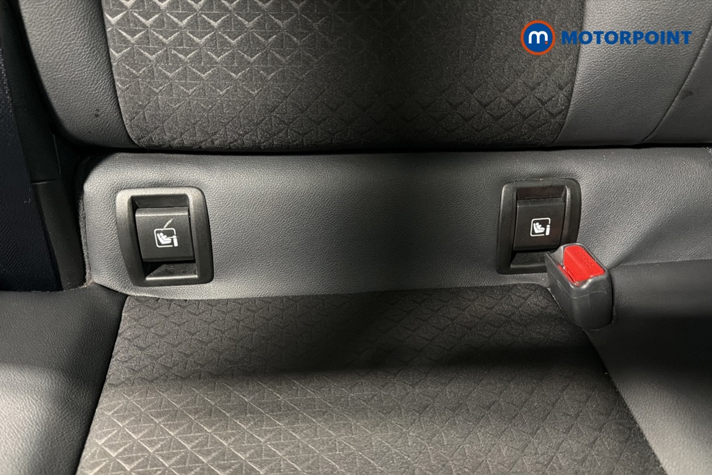 Nissan Juke N-Connecta Automatic Petrol SUV - Stock Number (1669773) - 27th supplementary image