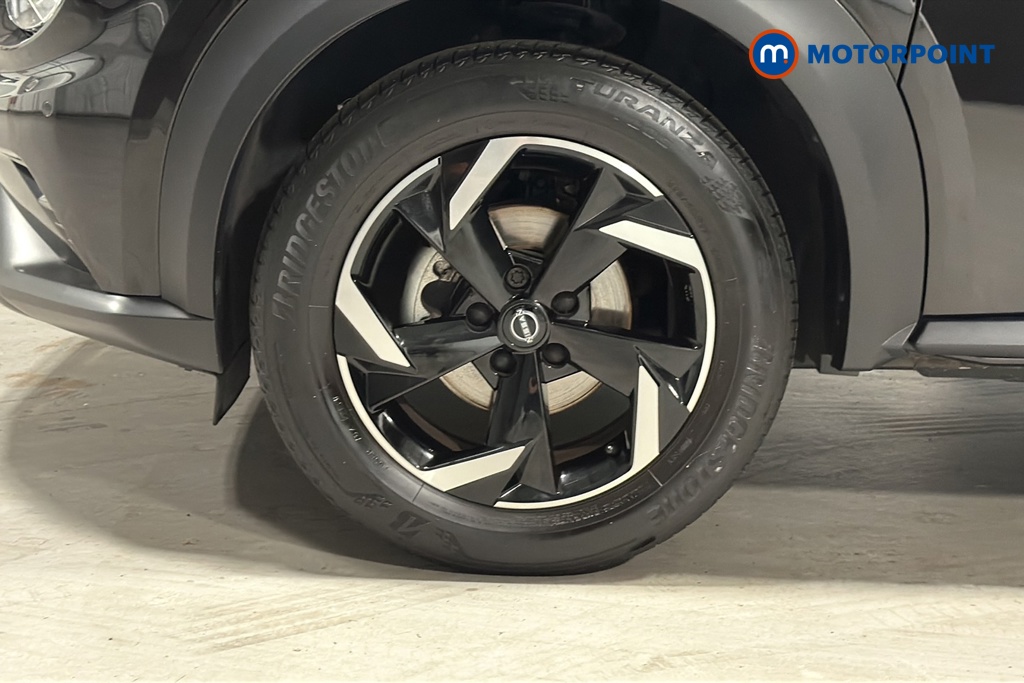 Nissan Juke N-Connecta Automatic Petrol SUV - Stock Number (1669773) - 44th supplementary image