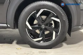 Nissan Juke N-Connecta Automatic Petrol SUV - Stock Number (1669773) - 47th supplementary image
