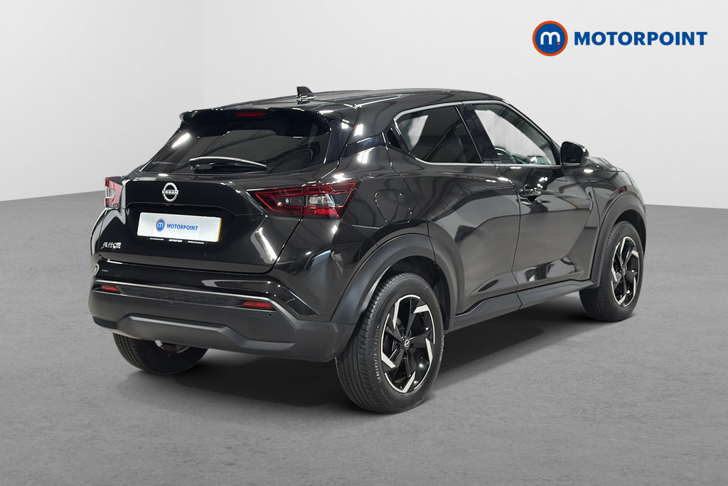 Nissan Juke N-Connecta Automatic Petrol SUV - Stock Number (1669773) - Passenger side rear corner