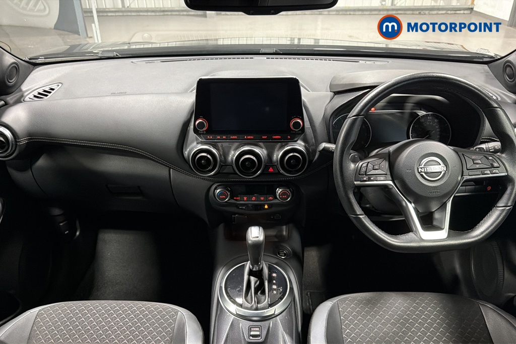 Nissan Juke N-Connecta Automatic Petrol SUV - Stock Number (1669773) - 1st supplementary image