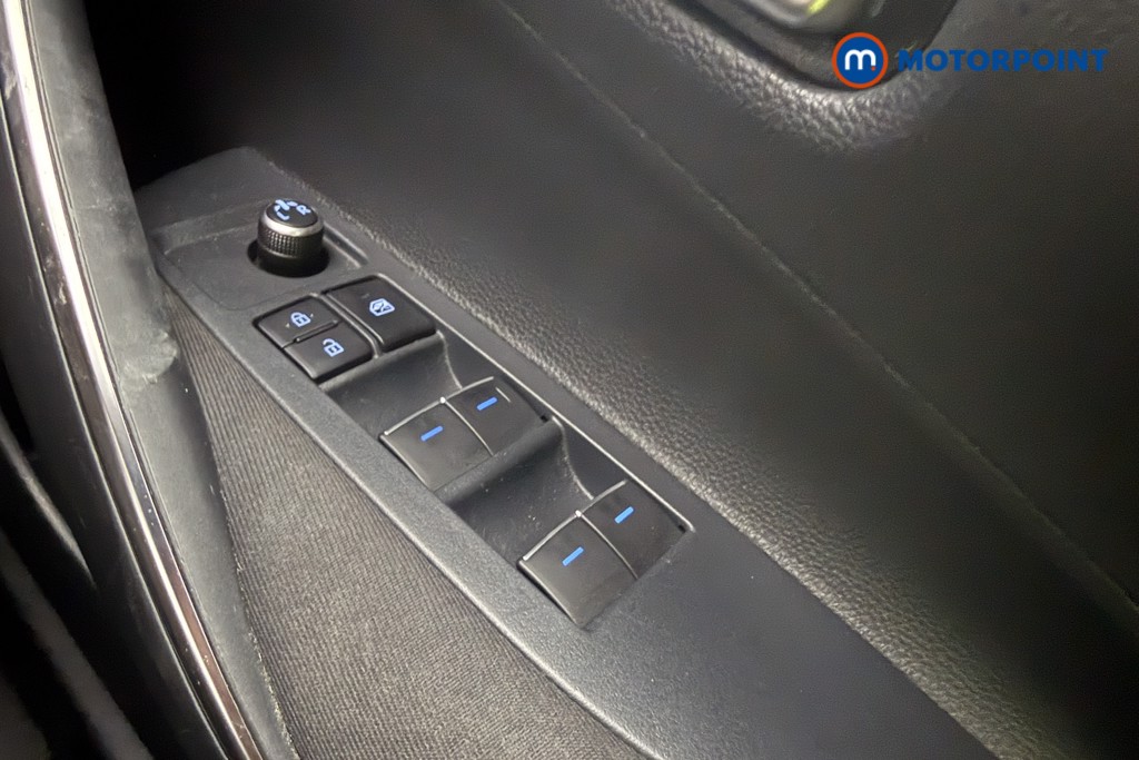 Toyota Corolla Icon Tech Automatic Petrol-Electric Hybrid Hatchback - Stock Number (1669854) - 21st supplementary image