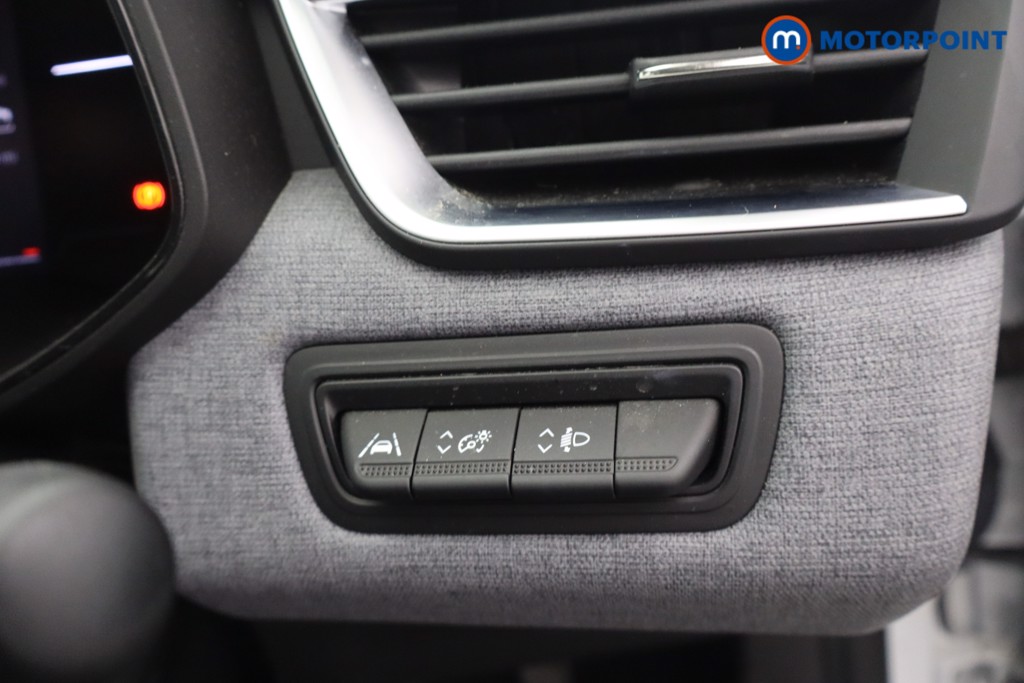 Renault Clio Evolution Manual Petrol Hatchback - Stock Number (1669875) - 10th supplementary image
