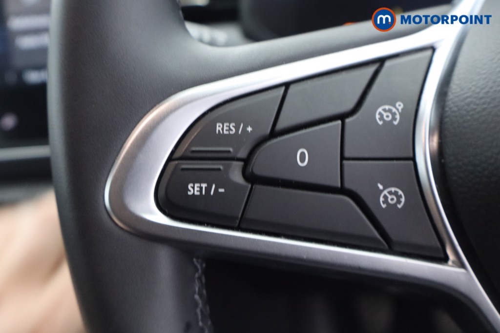 Renault Clio Evolution Manual Petrol Hatchback - Stock Number (1669875) - 12th supplementary image