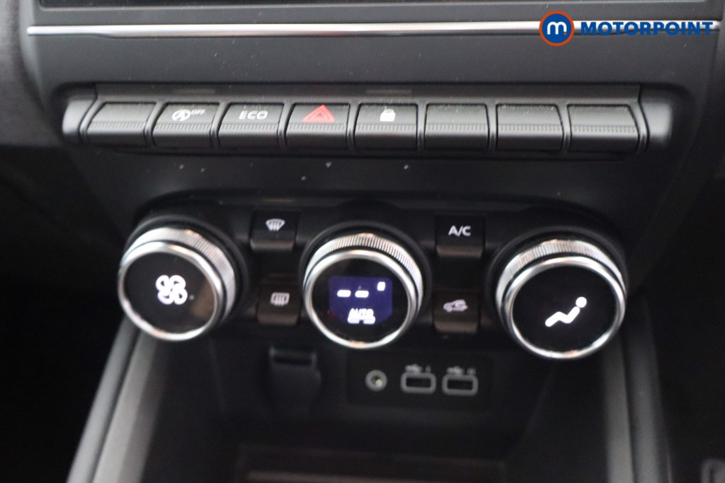 Renault Clio Evolution Manual Petrol Hatchback - Stock Number (1669875) - 14th supplementary image