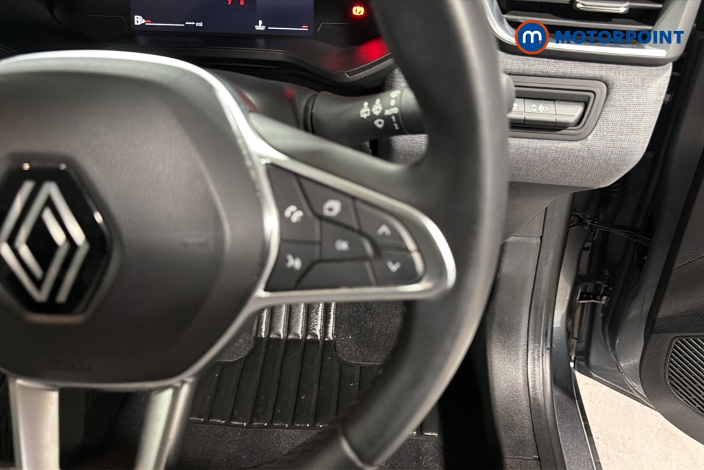 Renault Clio Evolution Manual Petrol Hatchback - Stock Number (1669877) - 3rd supplementary image
