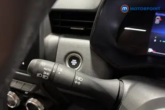 Renault Clio Evolution Manual Petrol Hatchback - Stock Number (1669877) - 5th supplementary image