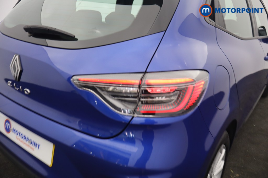 Renault Clio Evolution Manual Petrol Hatchback - Stock Number (1670184) - 3rd supplementary image