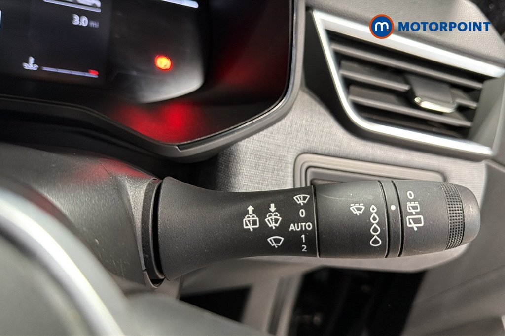 Renault Clio Evolution Manual Petrol Hatchback - Stock Number (1670187) - 6th supplementary image