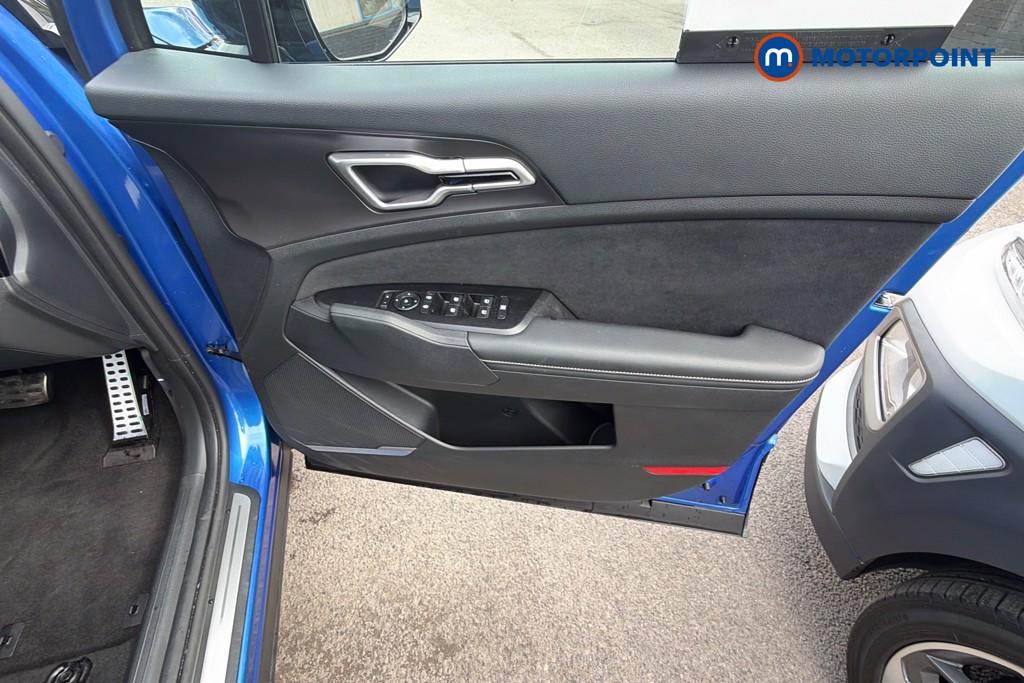 KIA Sportage Gt-Line Automatic Petrol-Electric Hybrid SUV - Stock Number (1670232) - 2nd supplementary image
