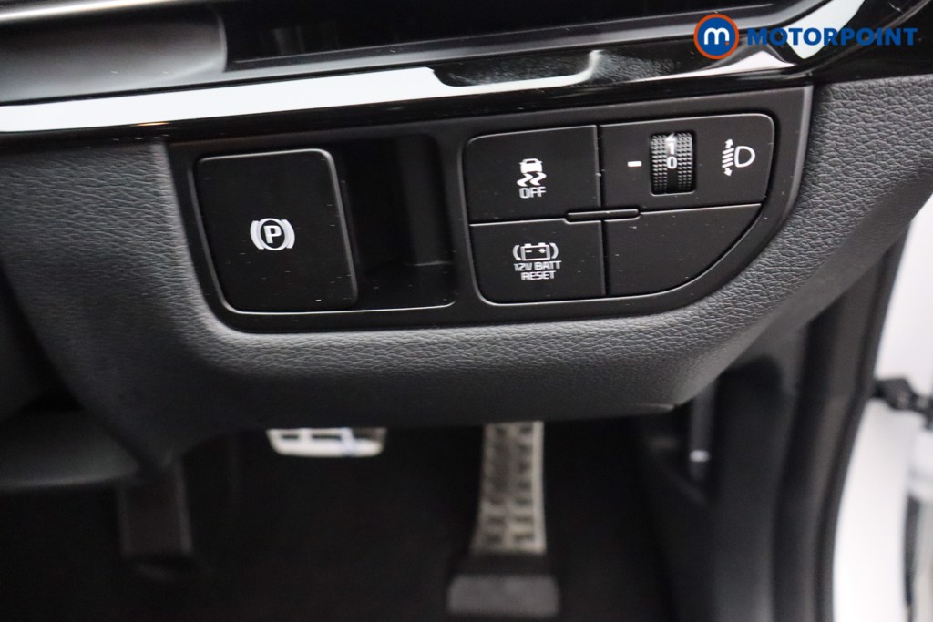 KIA Sportage Gt-Line Automatic Petrol-Electric Hybrid SUV - Stock Number (1670305) - 12th supplementary image