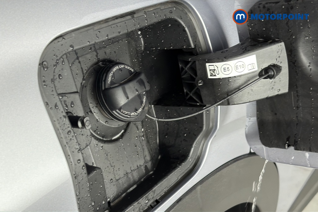 Peugeot 5008 Allure Premium Automatic Petrol SUV - Stock Number (1670923) - 41st supplementary image